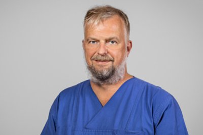 Dr. Jörg Schreiber
